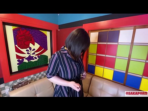 ❤️ Japanese cutie met groot tiete masturbeer met seksspeelgoed en kry 'n orgasme. Sy praat in 'n onderhoud oor haar fokken ervaring. Groot tiete en harige poes wat hard kreun. Osakaporn ❤ Porno by ons af.hentai-for.ru ❌️❤