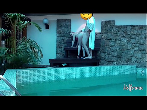 ❤️ Baas nooi bediende swembad toe, maar kon nie 'n warm weerstaan nie ❤ Porno by ons af.hentai-for.ru ❌️❤